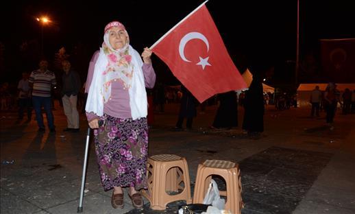 DÜZCE DEMOKRASİ NÖBETİ